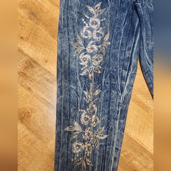 Vintage Ultra Brand Acid Wash Paper Bag Jeans, with Sequin Applique, size M - Picture 2 of 9